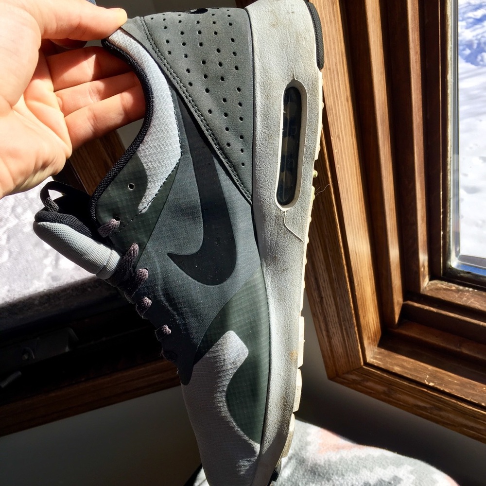 Shoes - Picture 2 of 2
